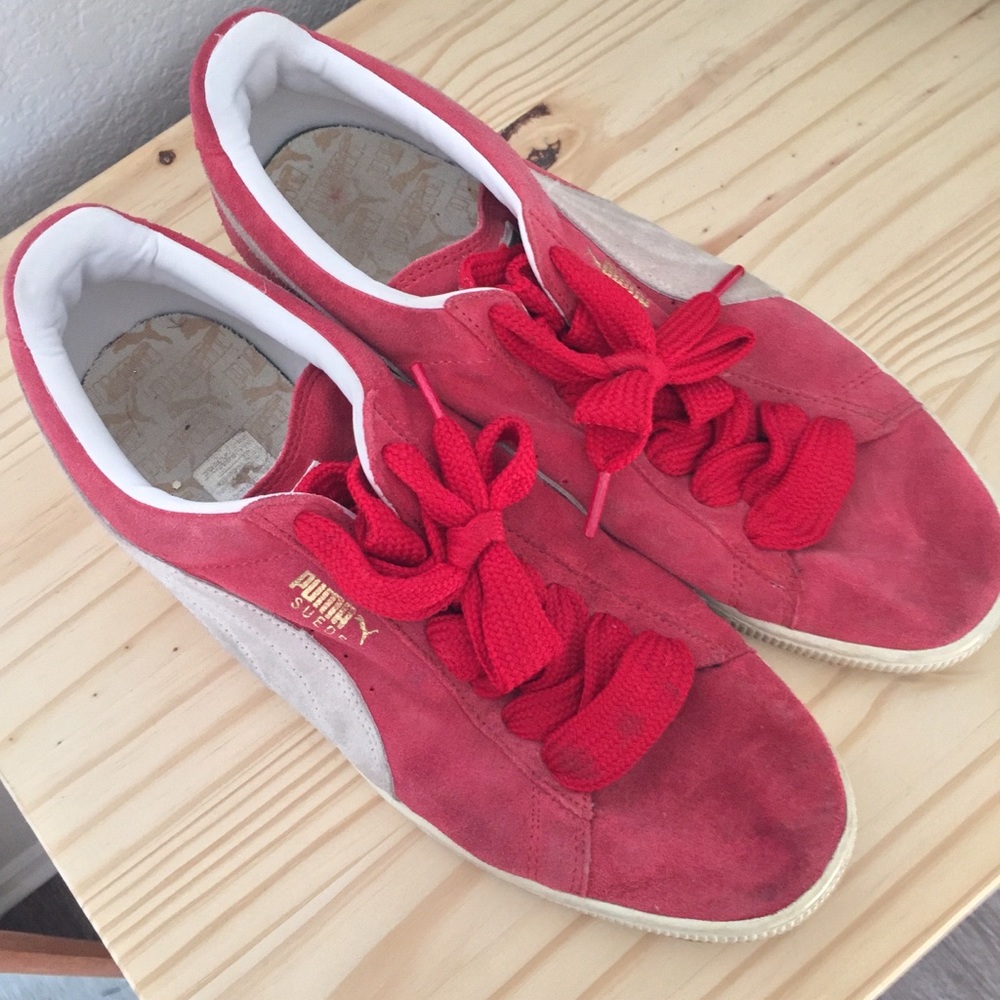 Mens bright red suede Pumas